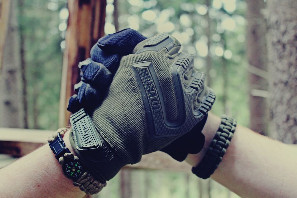 Tactical field gloves Commando olive biker protection with protectors # 16070