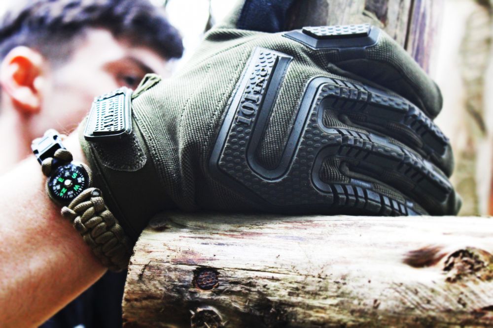 Tactical field gloves Commando olive biker protection with protectors # 16070