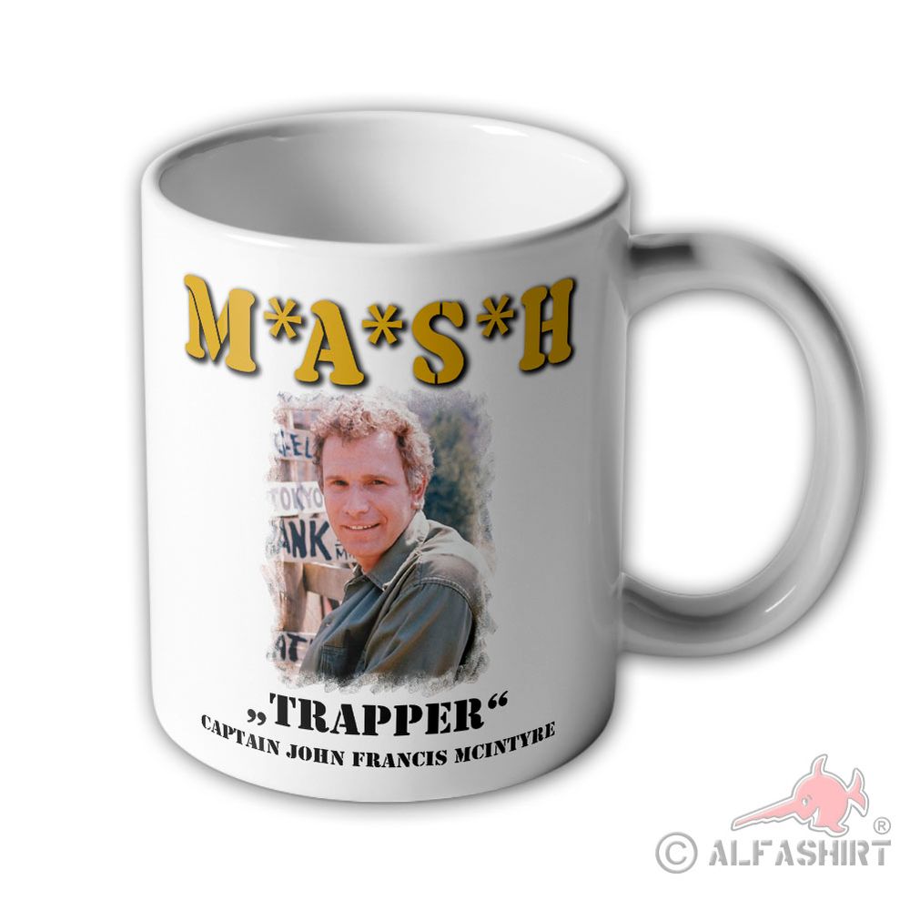 M A S H Mug Trapper Captain McIntyre Surgeon Mash Cult Series US Army #44770