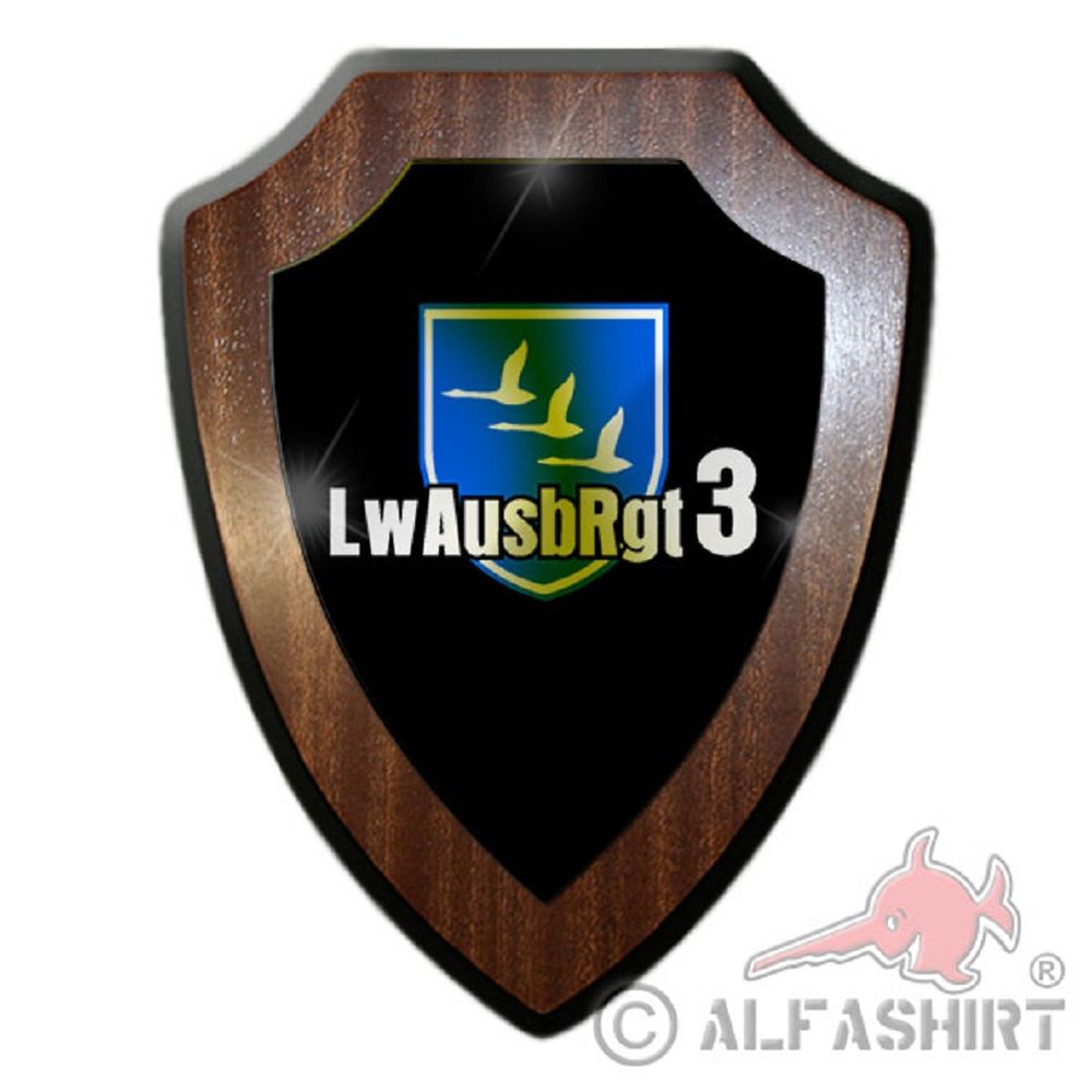 LwAusbRgt 3 Air Force training regiment escutcheon # 19979